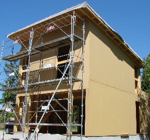 Exemple de R+1 avec des panneaux DFP Exemple de R+1 avec des panneaux DFP