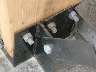 D�tail de ferrure pour les poteaux de fermes