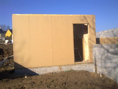 Le mur ossature bois est en AGEPAN